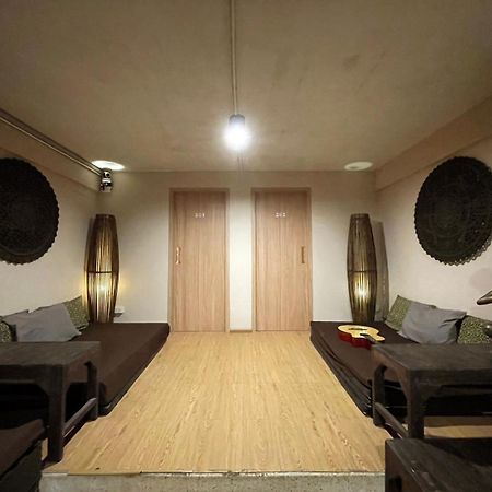 Mind Day Hostel Khaosan Бангкок Экстерьер фото