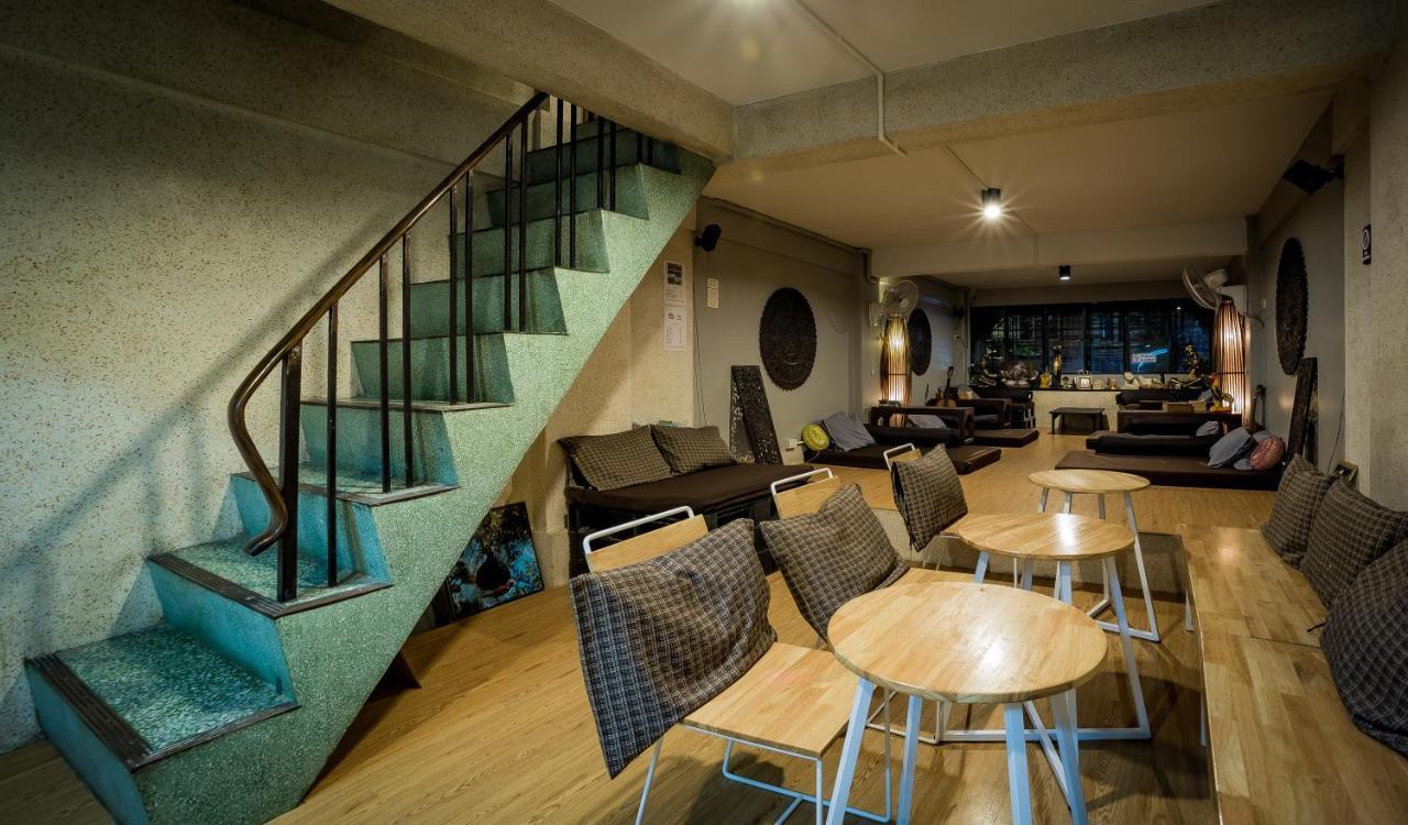 Mind Day Hostel Khaosan Бангкок Экстерьер фото