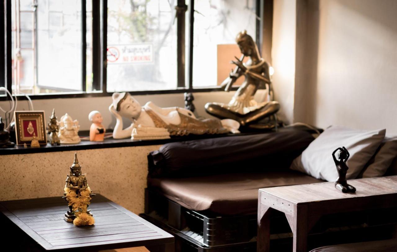 Mind Day Hostel Khaosan Бангкок Экстерьер фото