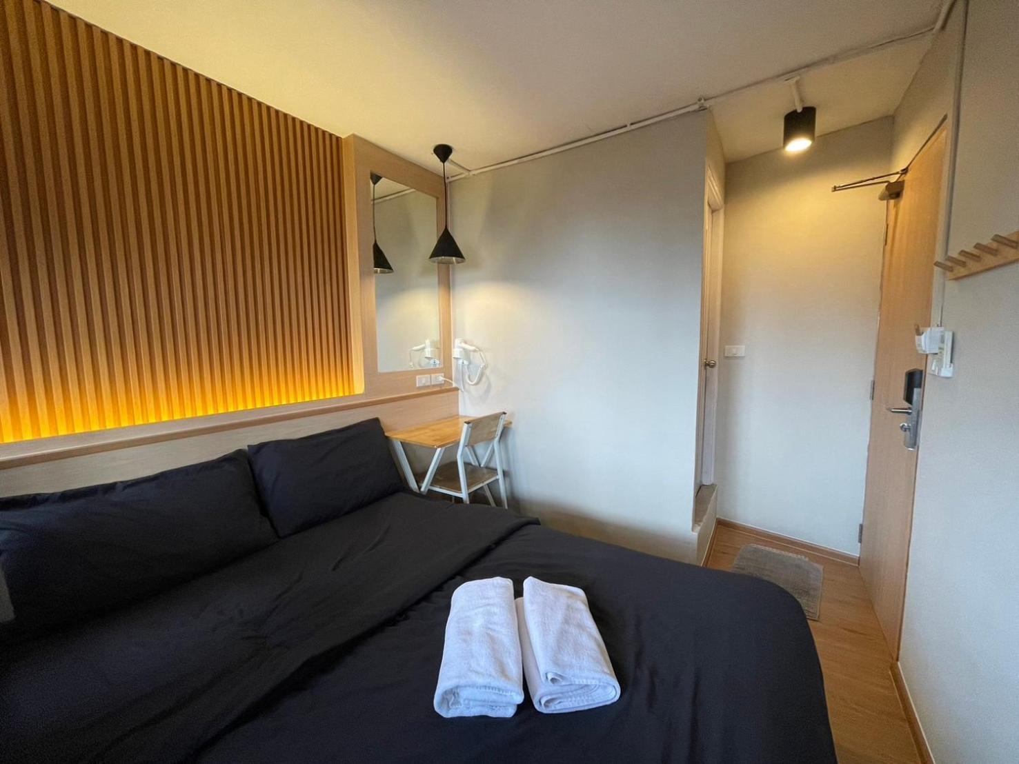 Mind Day Hostel Khaosan Бангкок Экстерьер фото